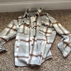 BEAST FASHION Gray and Brown Plaid Shirt